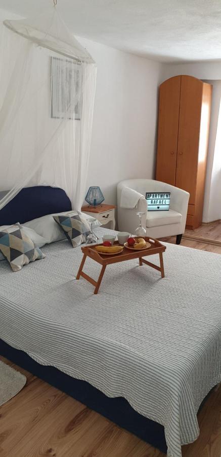 Apartment Rafael 塞尼 外观 照片